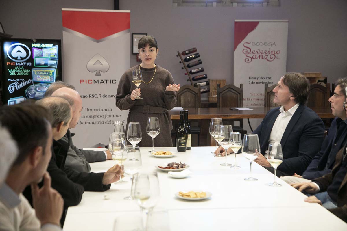 desayuno-rsc-los-valores-de-la-empresa-familiar-en-la-industria-del-juego-patroc706-275