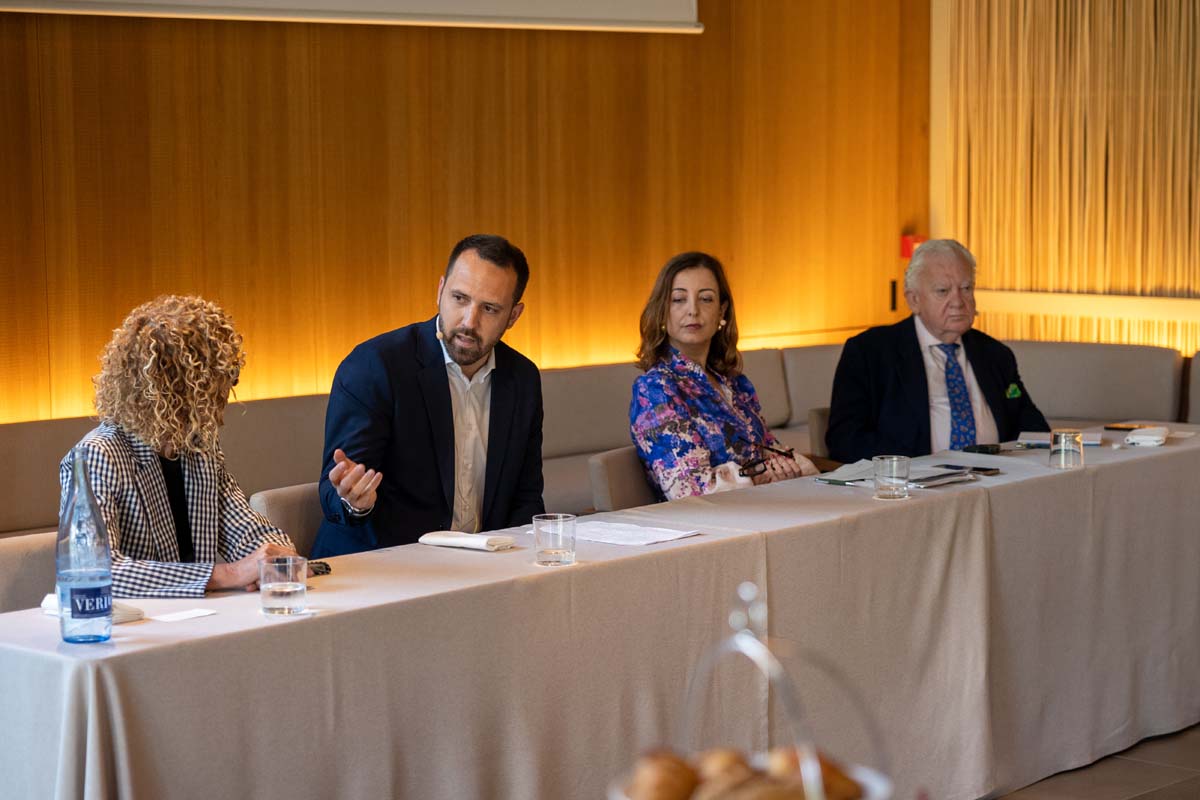 primeras-fotos-del-tercer-desayuno-de-trabajo-sobre-rsc-y-juego-responsable-orga746-43